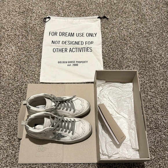 Golden Goose White Midstar Sneakers - Picture 4 of 11